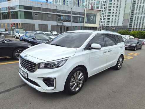 Kia Carnival 9-Seater Noblesse — пробег 173 447 км — фото 2 из 5