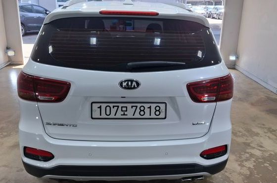 Kia Sorento Diesel 2.0 2WD Prestige — пробег 116 204 км — фото 4 из 5