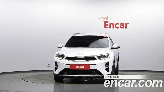 Kia Stonic Diesel 1.6 Prestige — пробег 181 267 км — фото 3 из 5