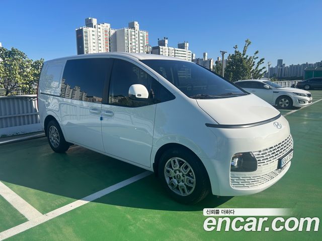 Hyundai Staria Cargo 5-Seater Modern — пробег 15 000 км — фото 3 из 5