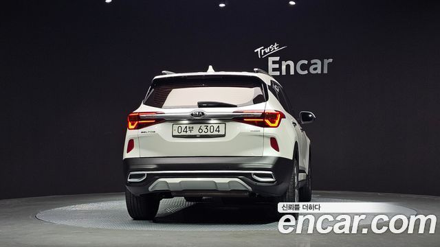 Kia Seltos из Кореи Encar