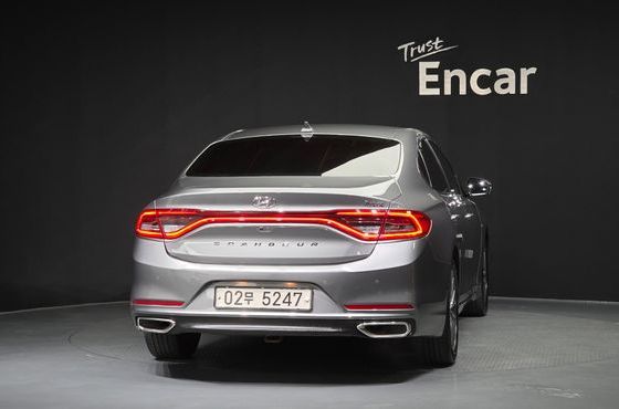 Hyundai Grandeur Exclusive Special — пробег 119 037 км — фото 4 из 5