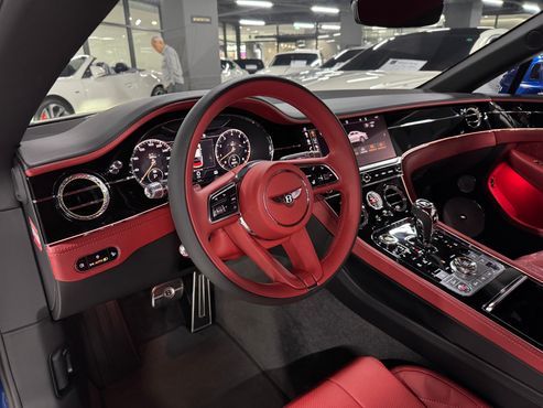 Bentley Continental 4.0 GT — пробег 35 900 км — фото 4 из 5