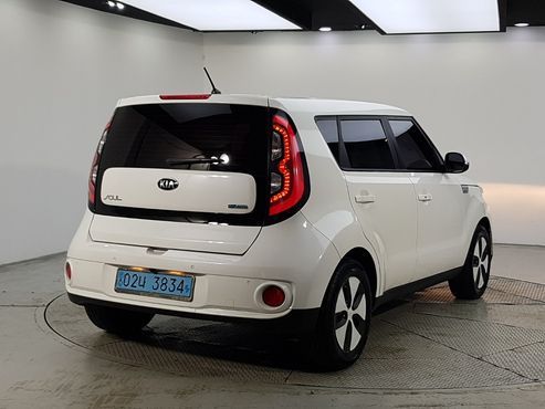 Kia Soul EV — пробег 149 030 км — фото 4 из 5