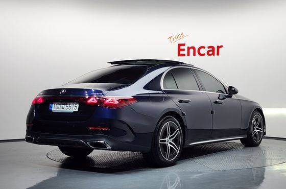 Mercedes-Benz E-Class E300 4MATIC AMG Line — пробег 45 777 км — фото 2 из 5
