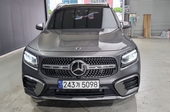 Mercedes-Benz GLB-Class GLB250 4MATIC — пробег 33 658 км — фото 1 из 5