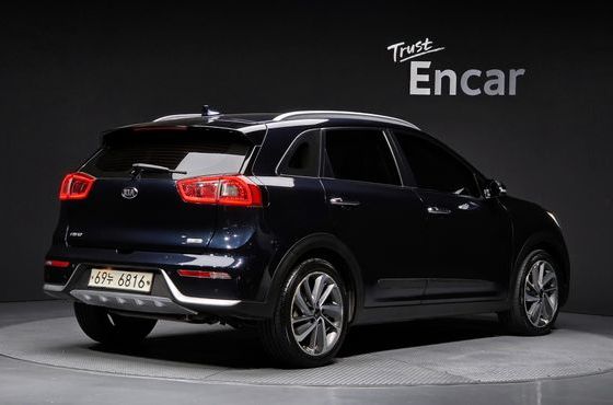 Kia Niro Noblesse — пробег 147 588 км — фото 2 из 5