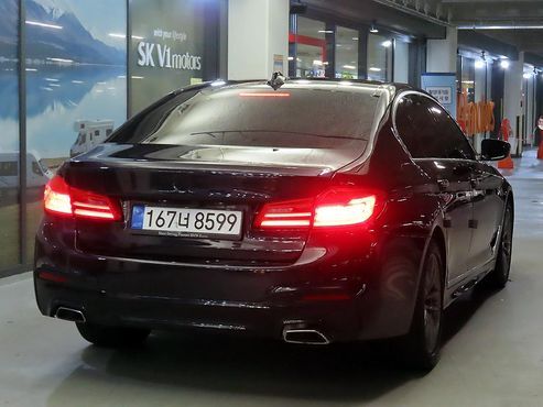BMW 5-Series 530i M Sport Package Plus — пробег 37 352 км — фото 4 из 5