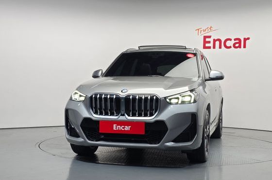 BMW X1 xDrive 20i M Sport — пробег 58 743 км — фото 3 из 5