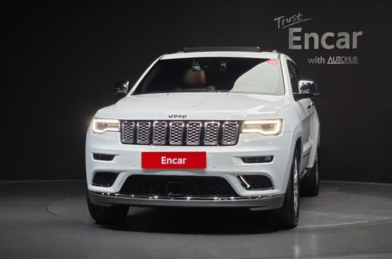 Jeep Cherokee 3.6 Summit WK2 — пробег 45 160 км — фото 3 из 5