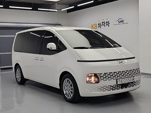 Hyundai Staria Tourer 11-Seater Modern — пробег 129 916 км — фото 4 из 5