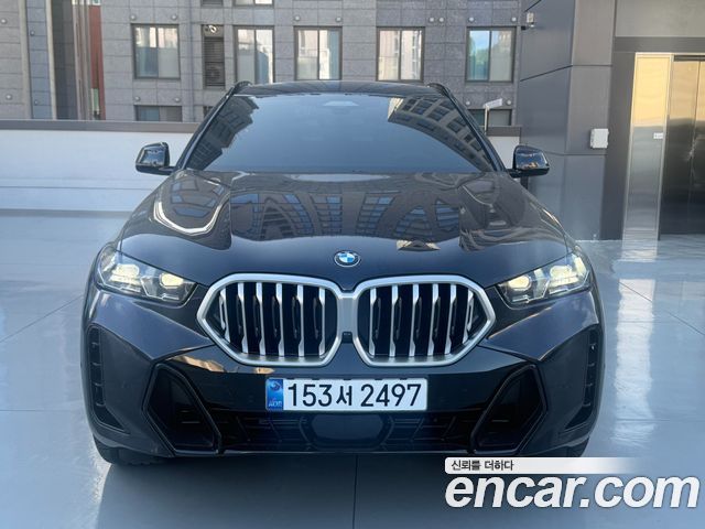 BMW X6 xDrive40i M Sport — пробег 9 440 км — фото 3 из 5