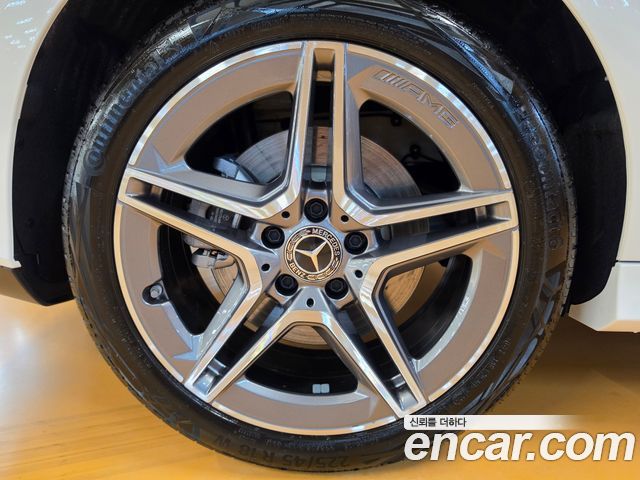 Mercedes-Benz CLA-Class CLA250 4MATIC — пробег 1 700 км — фото 5 из 5