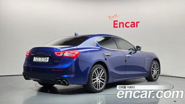 Maserati Ghibli из Кореи Encar
