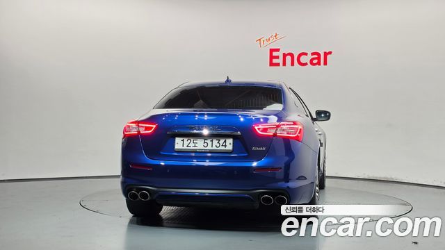 Maserati Ghibli из Кореи Encar