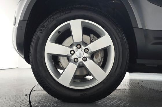 Land Rover Defender 110 D300 X-Dynamic HSE — пробег 26 022 км — фото 5 из 5