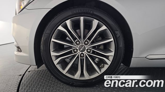 Hyundai Genesis из Кореи Encar