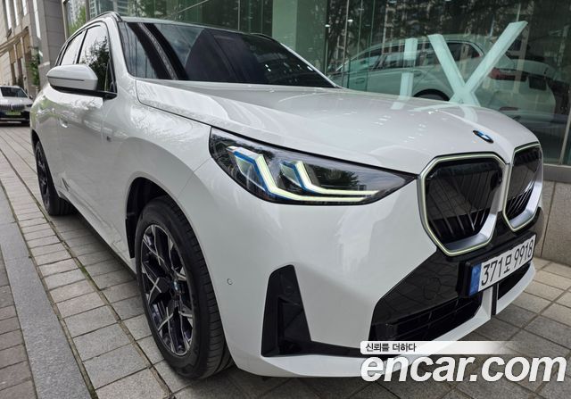 BMW X3 xDrive 20 M Sport — пробег 2 550 км — фото 3 из 5