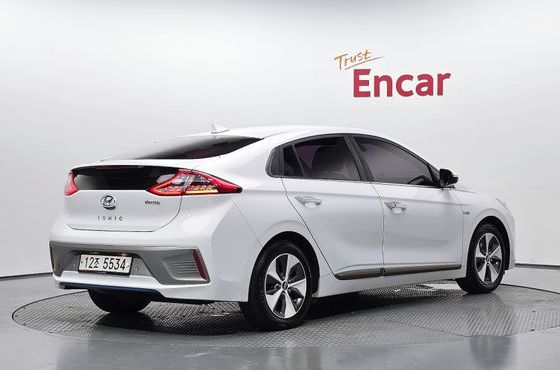 Hyundai Ioniq Q — пробег 185 870 км — фото 2 из 5