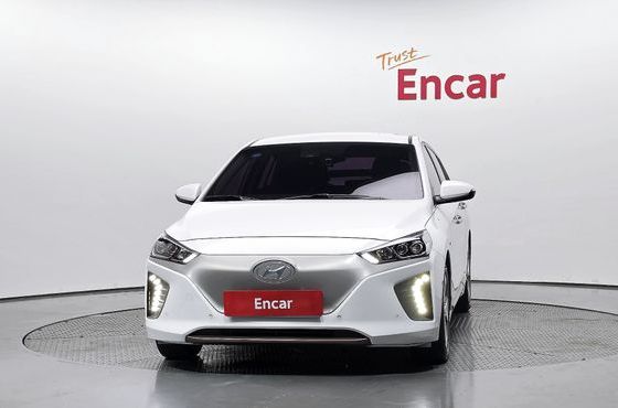 Hyundai Ioniq Q — пробег 185 870 км — фото 3 из 5