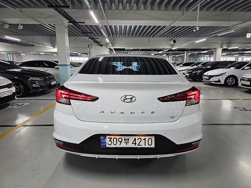 Hyundai AVANTE 1.6 Smart — пробег 57 809 км — фото 5 из 5
