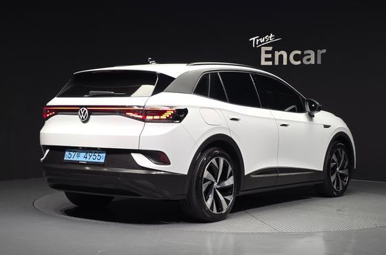 Volkswagen ID.4 Pro — пробег 54 617 км — фото 2 из 5