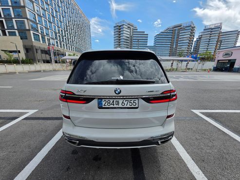 BMW X7 xDrive 40i M Sport 6STR — пробег 21 100 км — фото 3 из 5