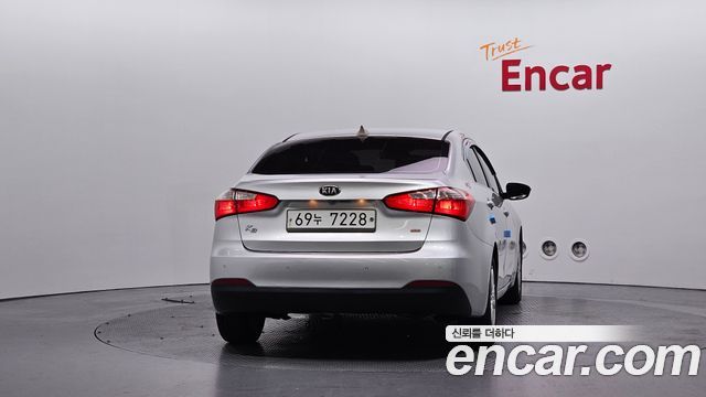 Kia K3 из Кореи Encar