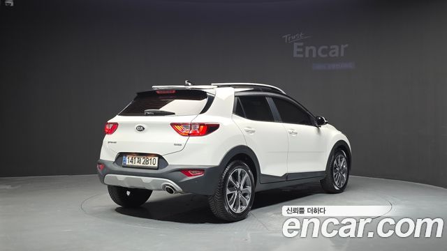 Kia Stonic 1.0 Turbo Prestige — пробег 77 642 км — фото 2 из 5