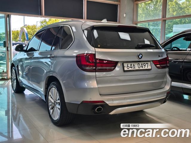 BMW X5 xDrive 30d — пробег 184 350 км — фото 4 из 5
