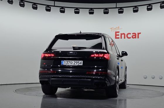 Audi SQ7 4.0 TFSI Quattro — пробег 42 476 км — фото 4 из 5