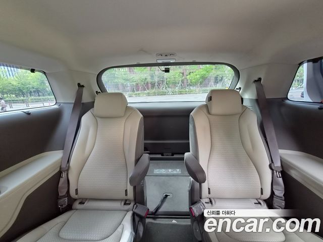 Kia Carnival Gasoline 9-Seater Signature — пробег 15 477 км — фото 5 из 5