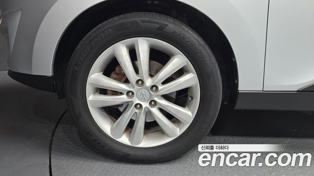 Hyundai Tucson Diesel 2WD LX20 Smart-Pack — пробег 233 869 км — фото 5 из 5