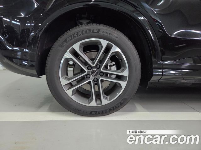 Audi Q5 40 TFSI Quiattro Advanced — пробег 1 037 км — фото 5 из 5