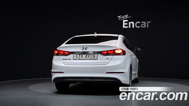 Hyundai AVANTE из Кореи Encar