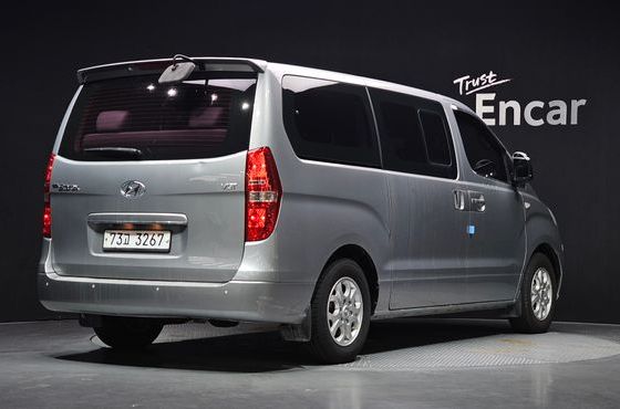Hyundai Starex 12-Seater Wagon CVX Luxury — пробег 169 549 км — фото 2 из 5