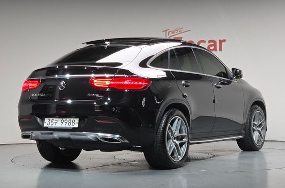 Mercedes-Benz GLE-Class GLE350 d 4MATIC Coupe — пробег 73 218 км — фото 2 из 5