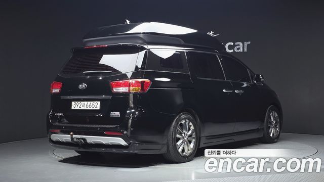 Kia Carnival из Кореи Encar
