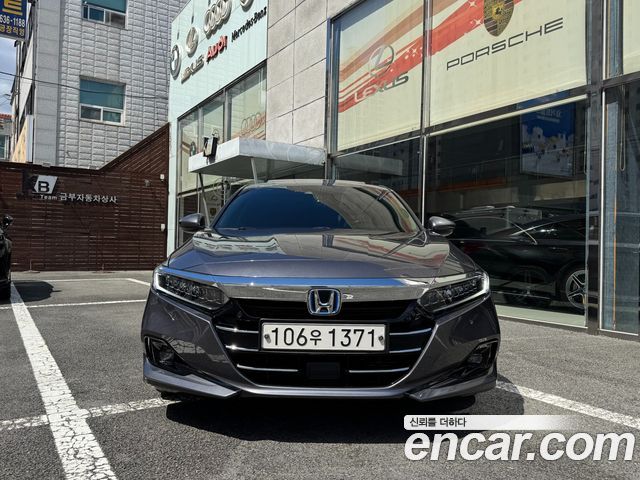 Honda Accord 2.0 Hybrid Touring — пробег 87 660 км — фото 3 из 5