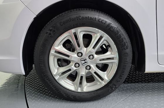 Honda Insight Plus — пробег 33 177 км — фото 5 из 5