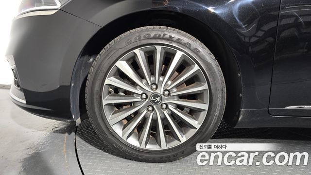 Kia K7 из Кореи Encar