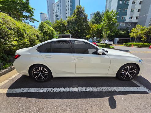 BMW 3-Series 320i M Sport — пробег 6 900 км — фото 3 из 5