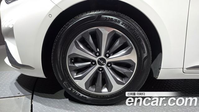 Kia K8 из Кореи Encar