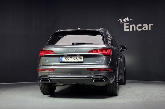 Audi Q5 40 TDI Quattro Premium — пробег 33 709 км — фото 4 из 5