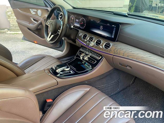 Mercedes-Benz E-Class из Кореи Encar