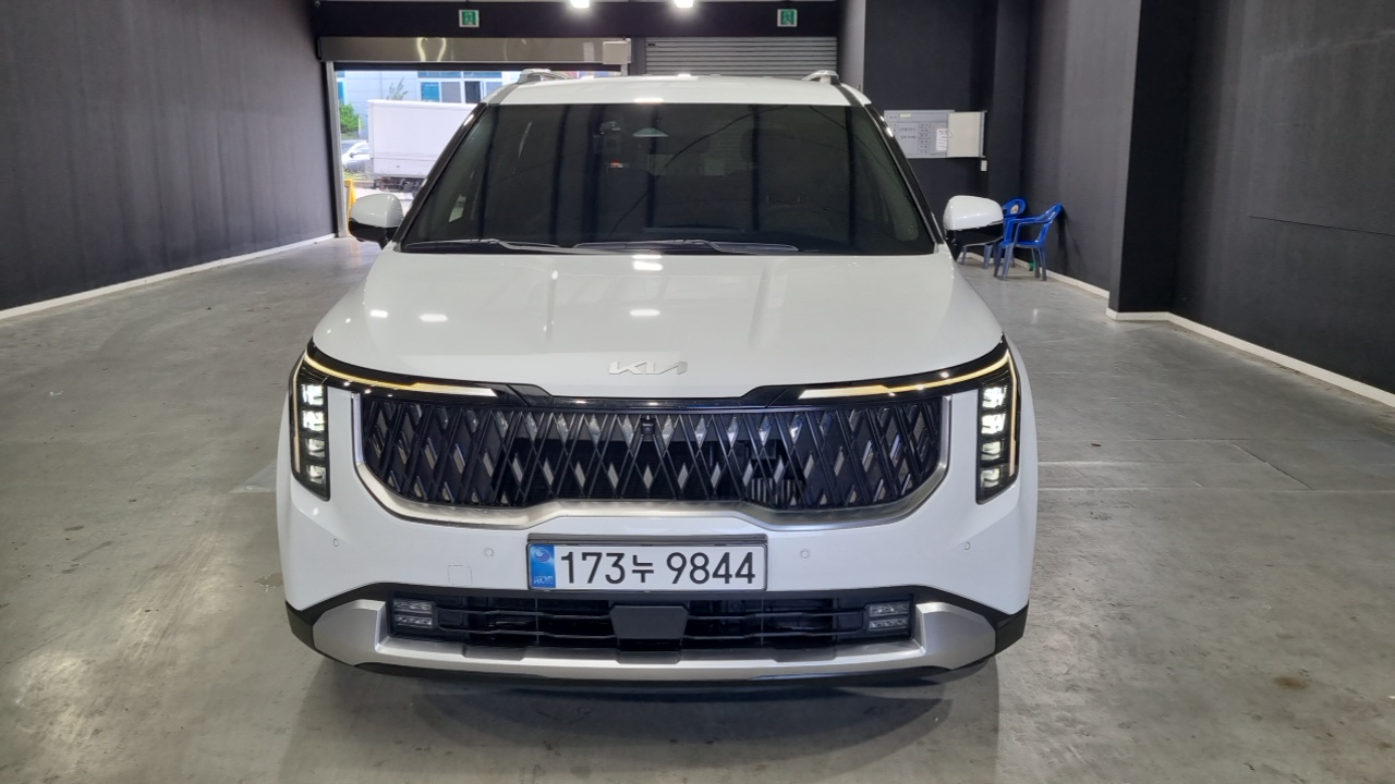 Kia Carnival Diesel 9-Seater Prestige — пробег 57 850 км — фото 3 из 5