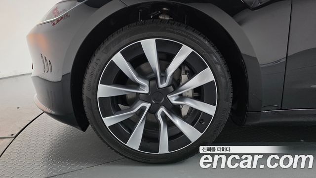 Tesla Model 3 RWD — пробег 15 940 км — фото 5 из 5