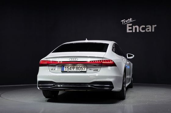 Audi A7 55 TFSI Quattro Premium — пробег 76 735 км — фото 4 из 5