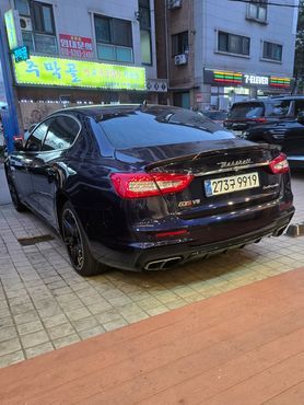 Maserati Quattroporte GTS 3.8 V8 — пробег 75 000 км — фото 2 из 5