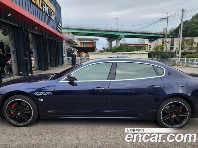 Maserati Quattroporte из Кореи Encar
